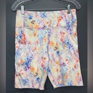 Nanette Lepore Yoga/Biker style shorts w/cell phone pocket. Sz Large.